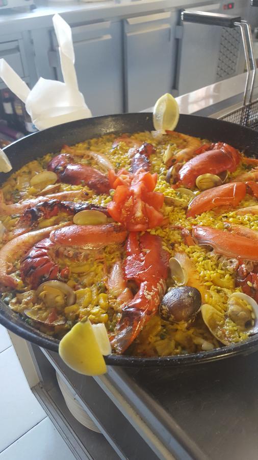 Aparta-Hotel Puertolas Escuer Esterno foto